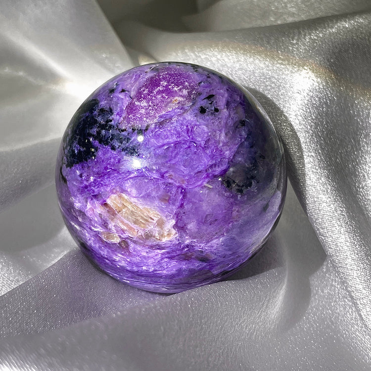 Helmsman Crystal